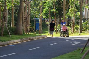 天赐上湾三期小区道路实景图